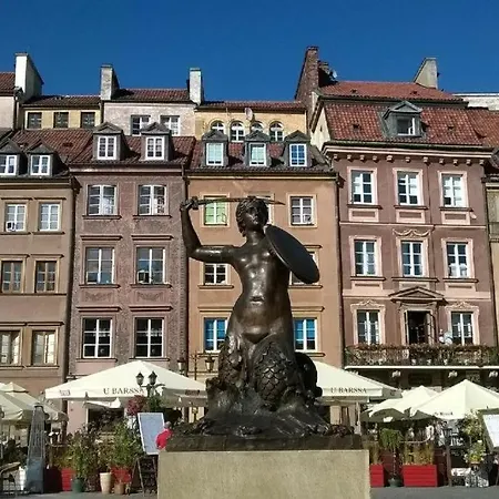 Apartment Old Town Warsaw Stare Miasto Historyczna Kamienica Umiejscowiona W Zabytkowej Czesci Warszawy Obok Parku Multimedialnego I Barbakanu Blisko Wislostrady Parking 24H Check In From 13 Pm Parter Ground Floor Warsaw