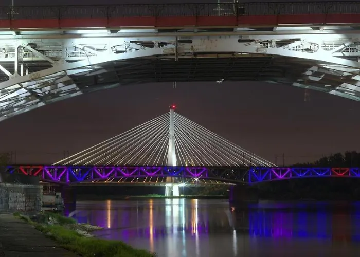 Apartment Old Town Warsaw Stare Miasto Historyczna Kamienica Umiejscowiona W Zabytkowej Czesci Warszawy Obok Parku Multimedialnego I Barbakanu Blisko Wislostrady Parking 24H Check In From 13 Pm Parter Ground Floor ורשה