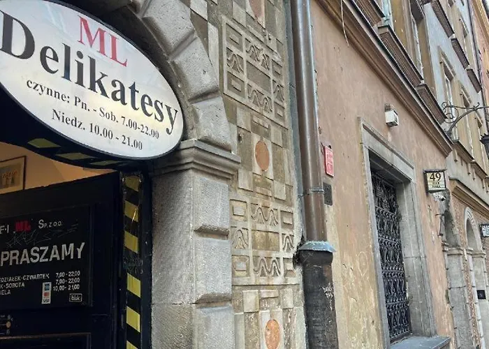 Apartmán Apartment Old Town Warsaw Stare Miasto Historyczna Kamienica Umiejscowiona W Zabytkowej Czesci Warszawy Obok Parku Multimedialnego I Barbakanu Blisko Wislostrady Parking 24H Check In From 13 Pm Parter Ground Floor *